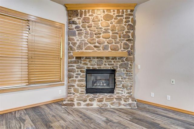1772 Lake Shadows Court, Edmond, OK 73012