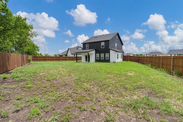 588 Highview Court, Godley, TX 76044
