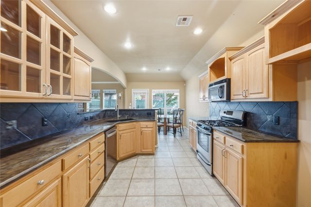 3009 N Ironwood Avenue, Broken Arrow, OK 74012