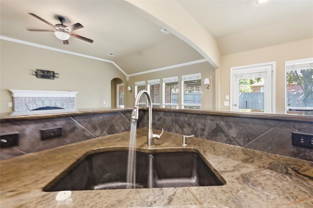 3009 N Ironwood Avenue, Broken Arrow, OK 74012