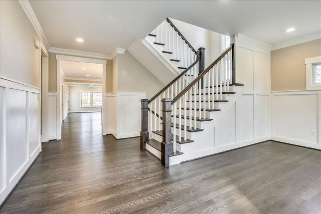 2221 HUNTINGTON AVE, Alexandria, VA 22303