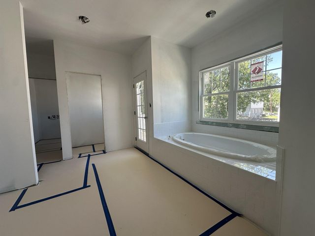 2221 HUNTINGTON AVE, Alexandria, VA 22303