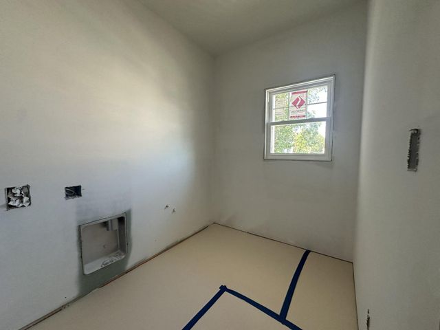 2221 HUNTINGTON AVE, Alexandria, VA 22303