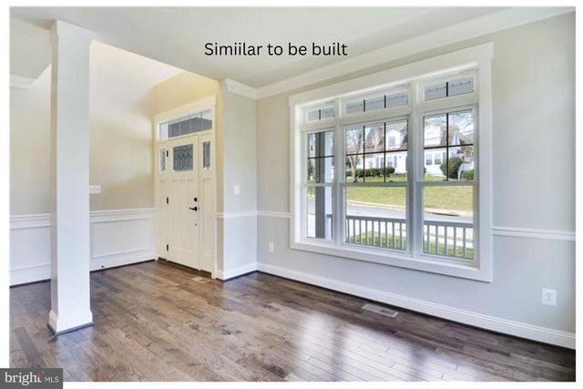 2221 HUNTINGTON AVE, Alexandria, VA 22303