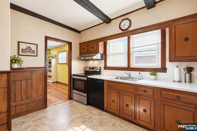 66 Rowland Avenue, Clifton, NJ 07012