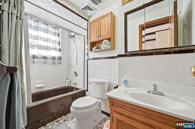66 Rowland Avenue, Clifton, NJ 07012