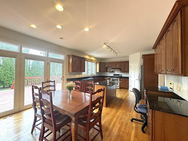 106 Hidden View Drive, Westmont, IL 60559