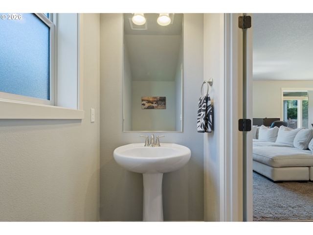 6808 Ne 134TH St, Vancouver, WA 98686