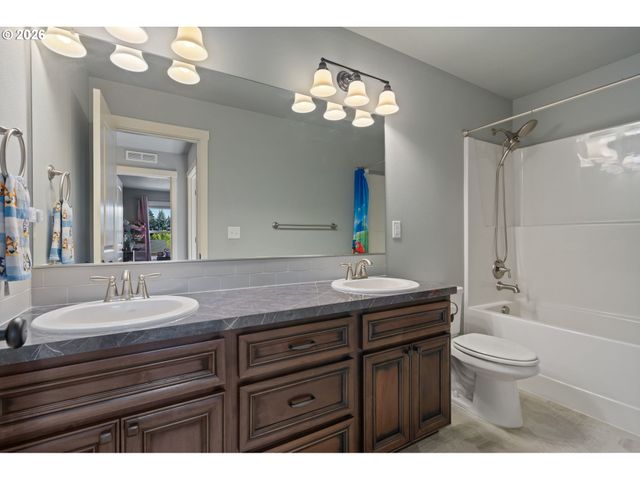 6808 Ne 134TH St, Vancouver, WA 98686
