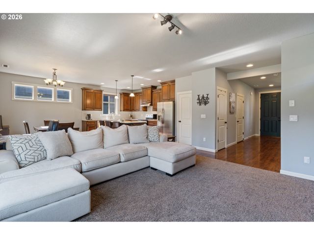 6808 Ne 134TH St, Vancouver, WA 98686