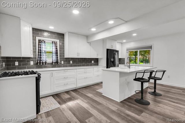 3149 Donley Avenue, Rochester Hills, MI 48309