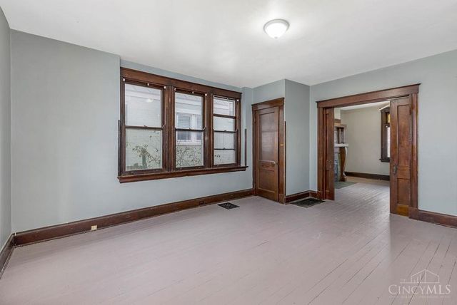 2886 Shaffer Avenue, Cincinnati, OH 45211