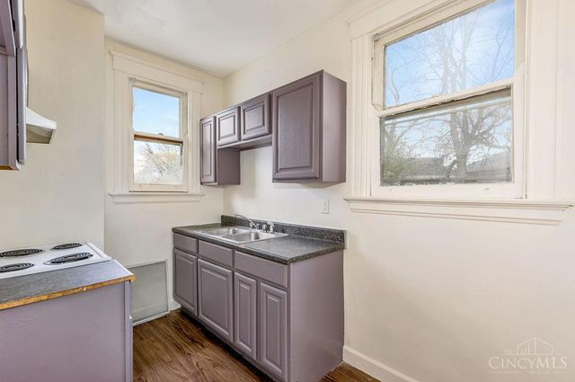 2886 Shaffer Avenue, Cincinnati, OH 45211