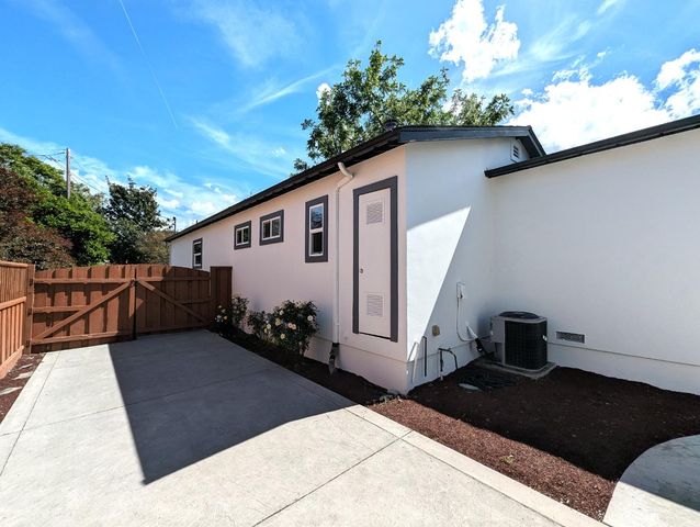 Address unavailable.