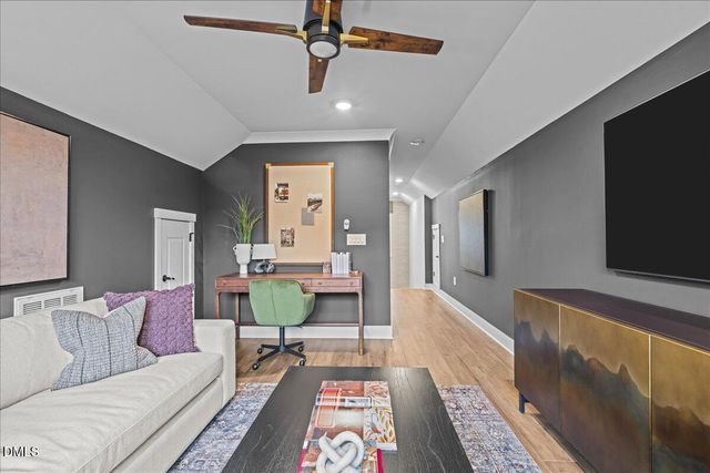 532 Hipwood Drive, Zebulon, NC 27597