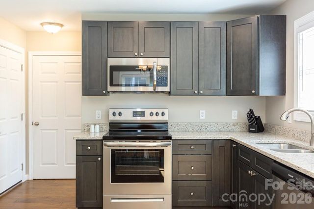 304 Jenna Clare Lane, Asheville, NC 28803