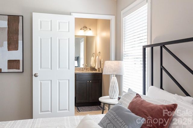 304 Jenna Clare Lane, Asheville, NC 28803