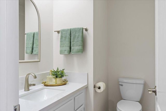 1028 Oak Crest Ct, Placerville, CA 95667