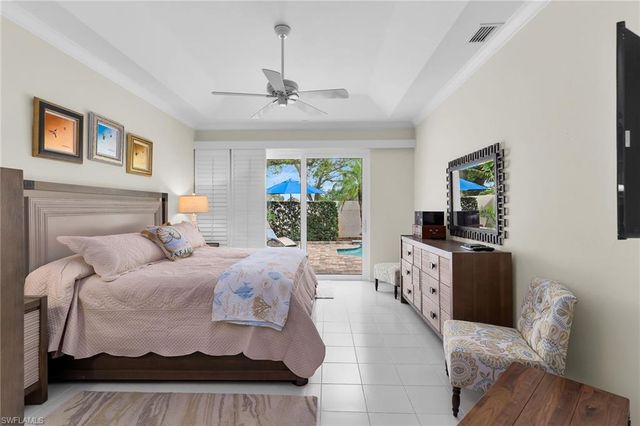 128 Livermore LN, Naples, FL 34119