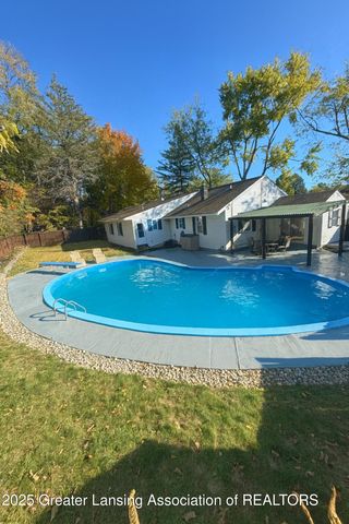 3614 Cooley Drive, Lansing, MI 48911