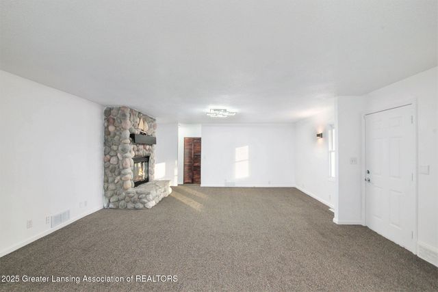 3614 Cooley Drive, Lansing, MI 48911