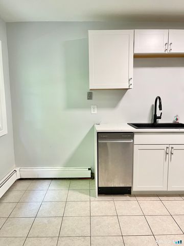2 Heather Road, Hamden, CT 06518