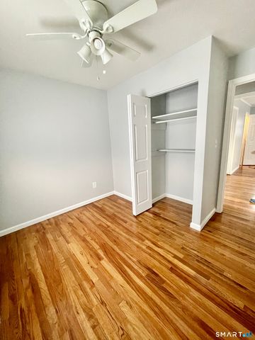 2 Heather Road, Hamden, CT 06518