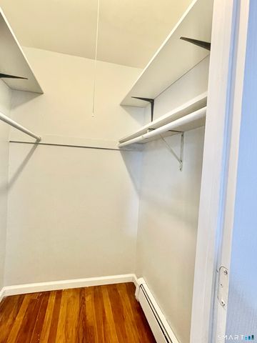 2 Heather Road, Hamden, CT 06518