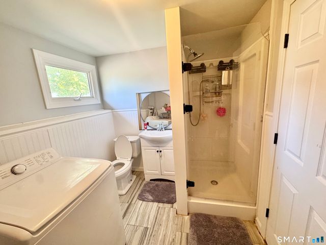 2 Heather Road, Hamden, CT 06518