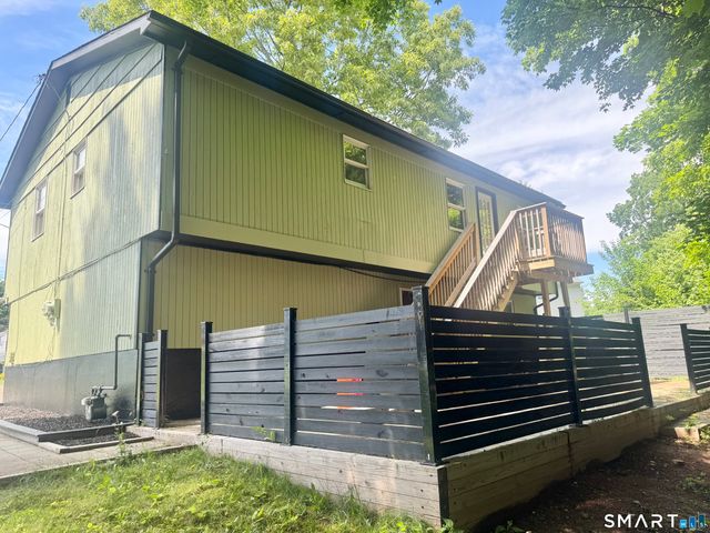 2 Heather Road, Hamden, CT 06518