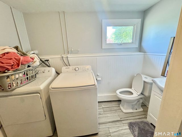 2 Heather Road, Hamden, CT 06518