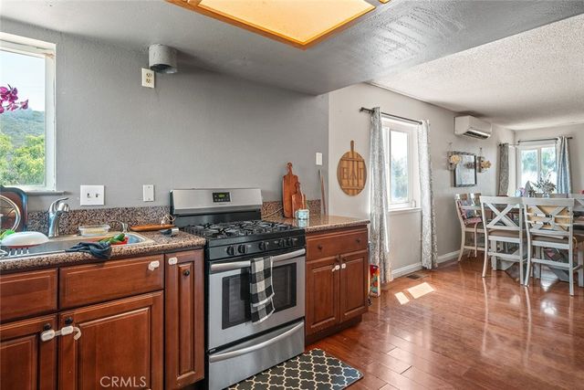 1996 Rainbow Glen Road, Fallbrook, CA 92028