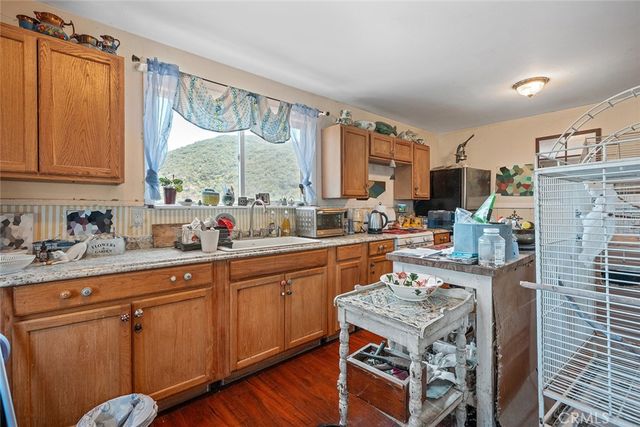 1996 Rainbow Glen Road, Fallbrook, CA 92028