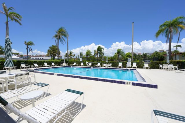 717 S US Hwy 1 Unit 304, Jupiter, FL 33477