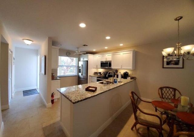 717 S US Hwy 1 Unit 304, Jupiter, FL 33477