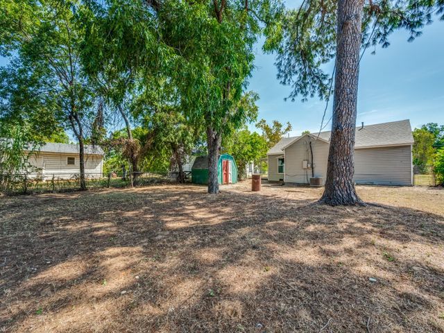 2309 Fincher Road, Haltom City, TX 76117
