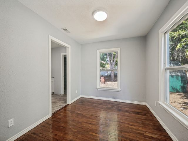 2309 Fincher Road, Haltom City, TX 76117