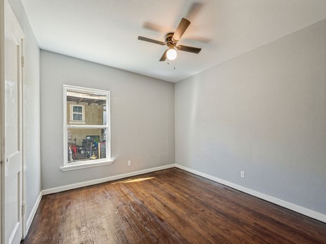2309 Fincher Road, Haltom City, TX 76117
