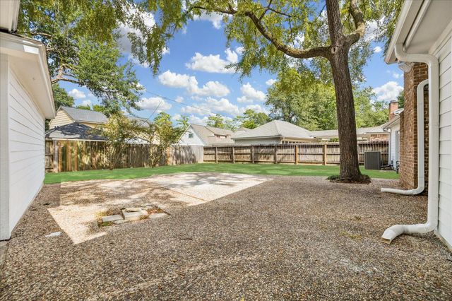 1502 Big Horn Drive, Houston, TX 77090