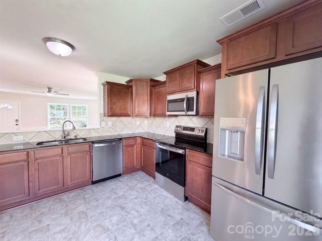 164 Altondale Drive, Statesville, NC 28625