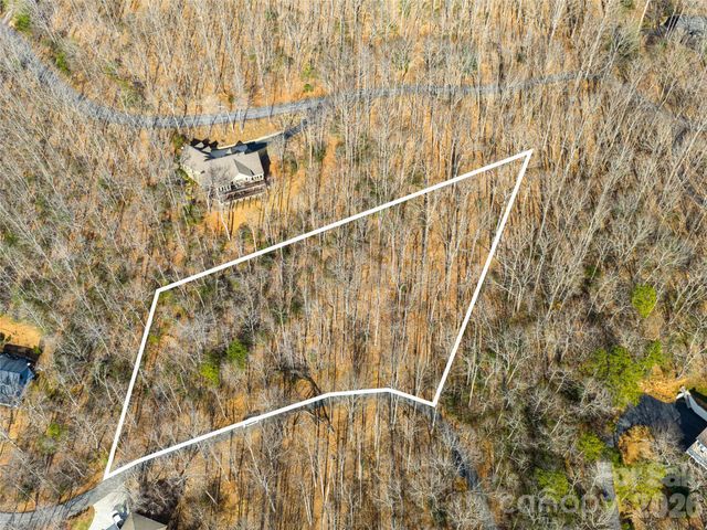 40 Cedar Drive, Mills River, NC 28759