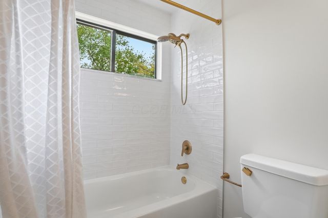 7465 Bloomfield Place, Dublin, OH 43016