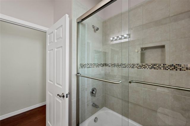 575 FORE DRIVE, Bradenton, FL 34208