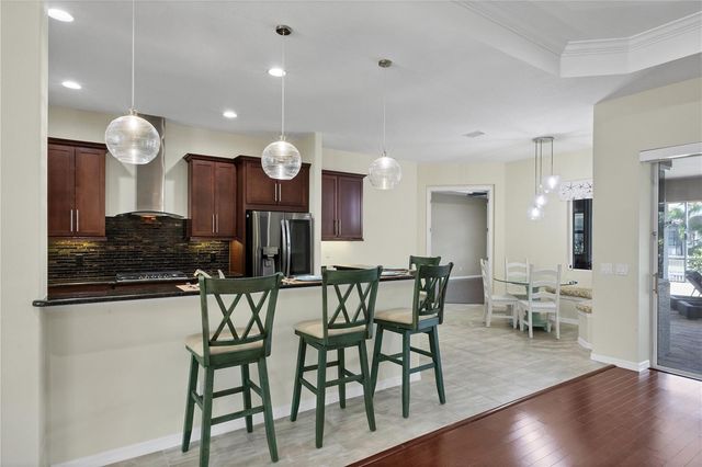 575 FORE DRIVE, Bradenton, FL 34208