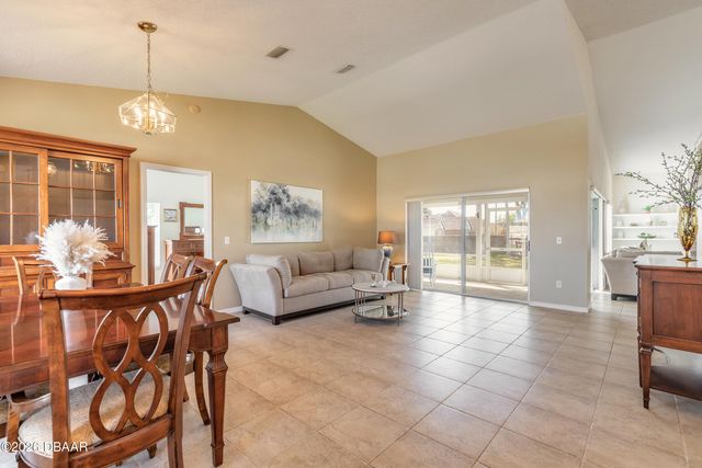 109 Brookhollow Circle, Daytona Beach, FL 32114