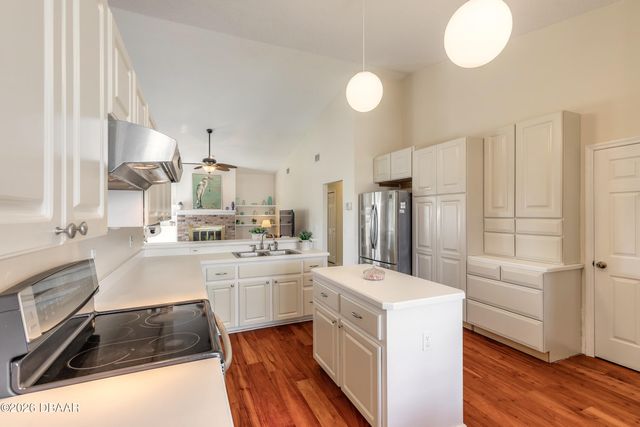 109 Brookhollow Circle, Daytona Beach, FL 32114