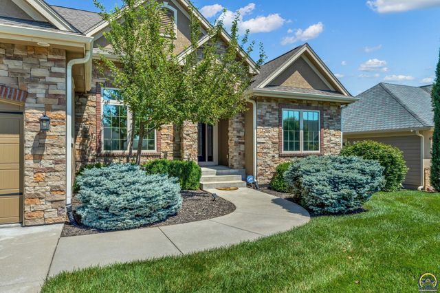 1138 SW New Forest DR, Topeka, KS 66604