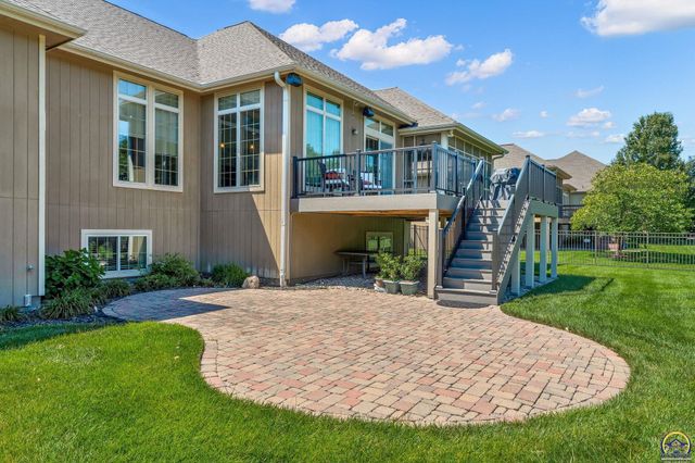 1138 SW New Forest DR, Topeka, KS 66604