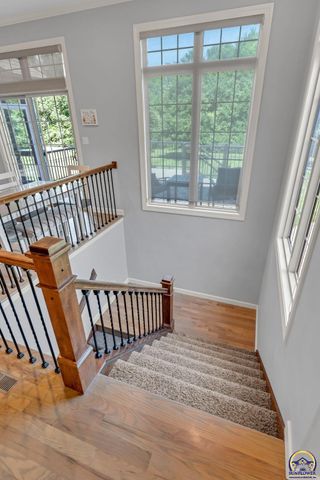 1138 SW New Forest DR, Topeka, KS 66604
