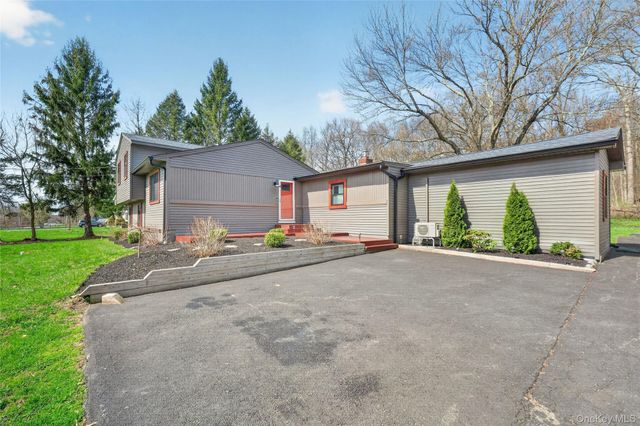 457 Forest Road, Wallkill, NY 12589